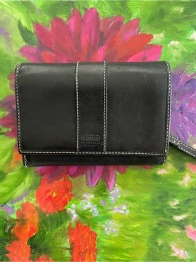 Coach Black/Midnight Navy Leather Bifold Wallet with White Stitching